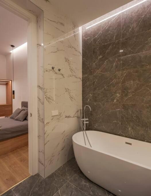 Centro III Calle Carrera De San Jeronimo 3Br 3Bh Madrid Exteriör bild