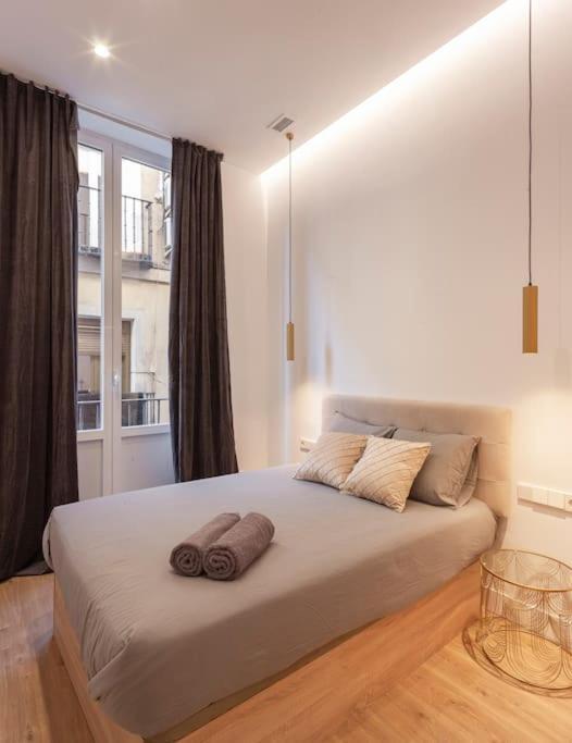 Centro III Calle Carrera De San Jeronimo 3Br 3Bh Madrid Exteriör bild